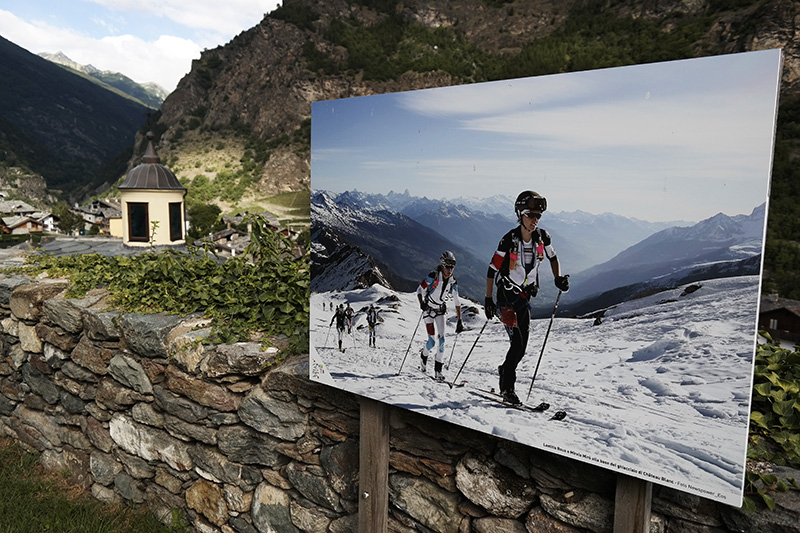 Списание Фото Арт Ревю фотография © Ник Чалдъков Обиколката на Монблан 2014 TMB Tour du Mont Blanc 